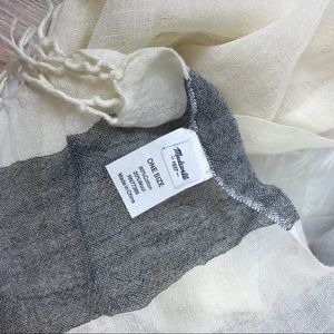 Madewell Accessories - Madewell Cream and Gray Scarf Madewell Accessories - Madewell Cream and Gray Scarf